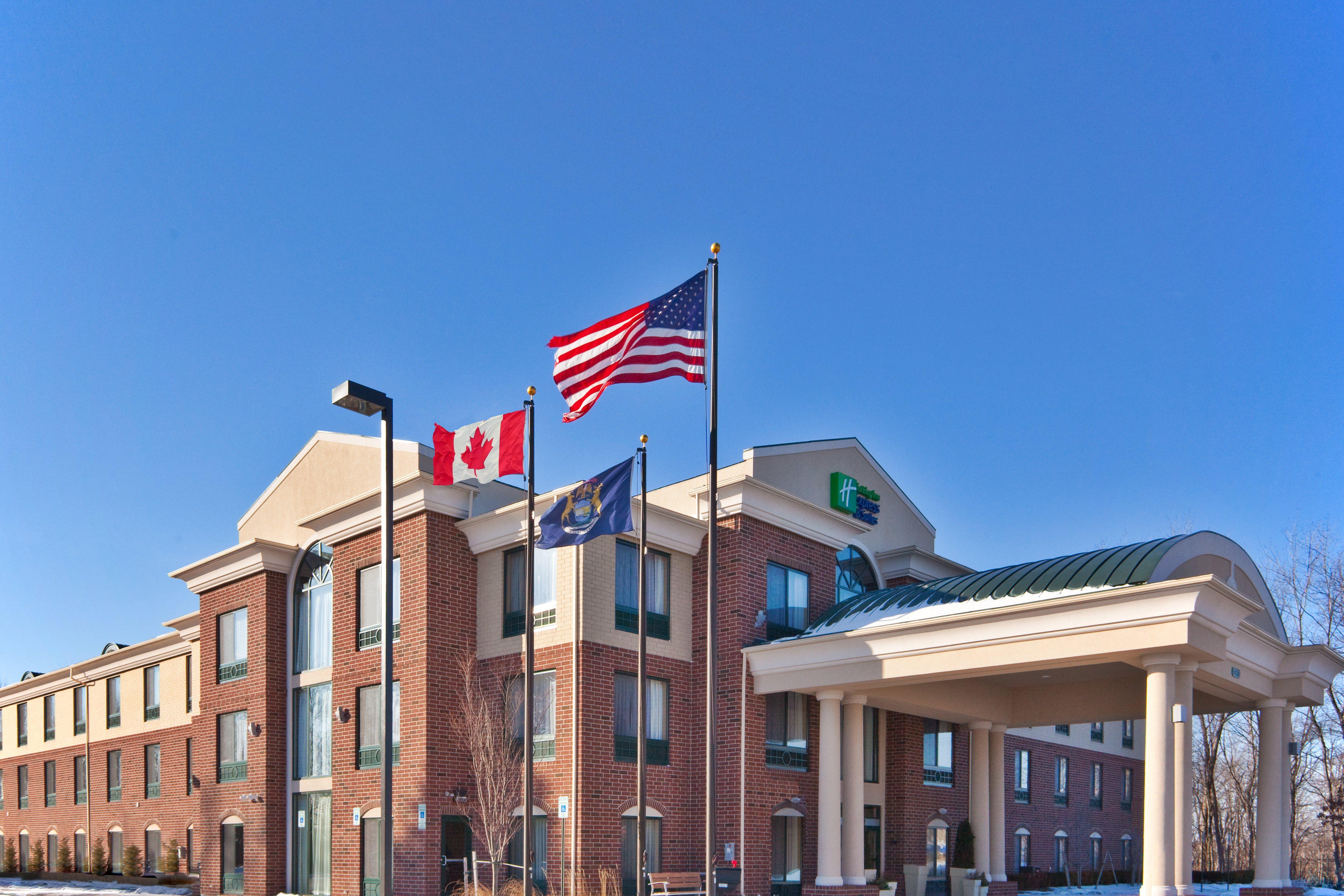 Holiday Inn Express Hotel & Suites - Novi, An Ihg Hotel Exterior foto